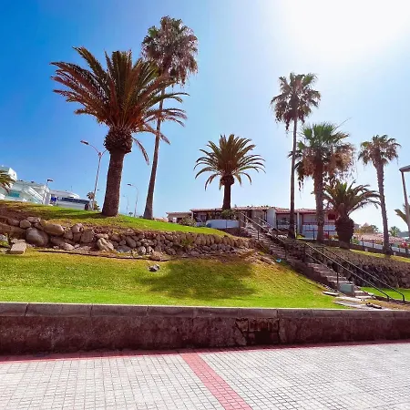 First Line In El Beril Playa Del Duque Pd1
